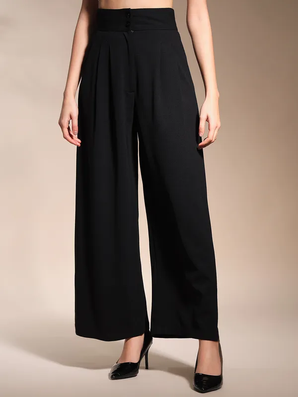 Zastraa_Black_High_Waist_Darted_Korean_Pants