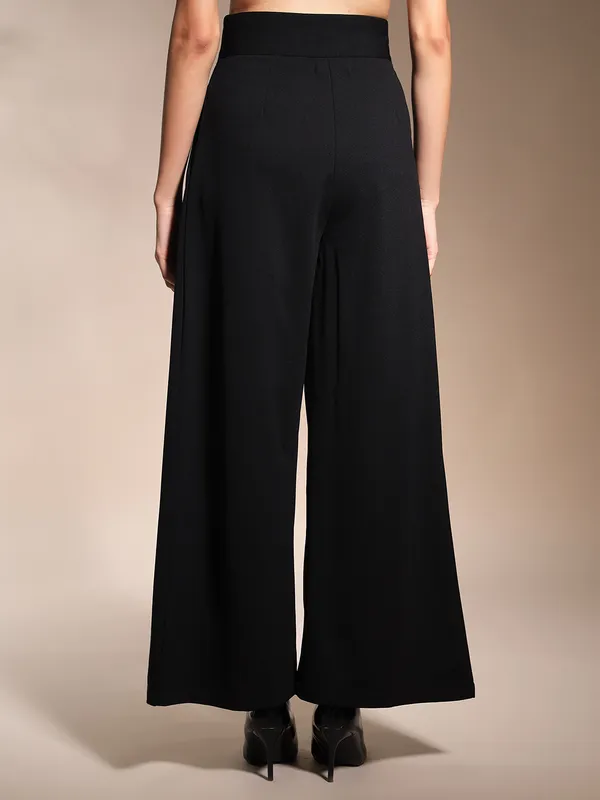 Zastraa_Black_High_Waist_Darted_Korean_Pants