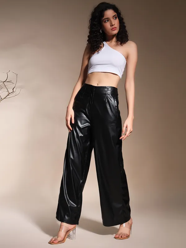 Zastraa_PU_Black_High_Waist_Culotte_Trouser