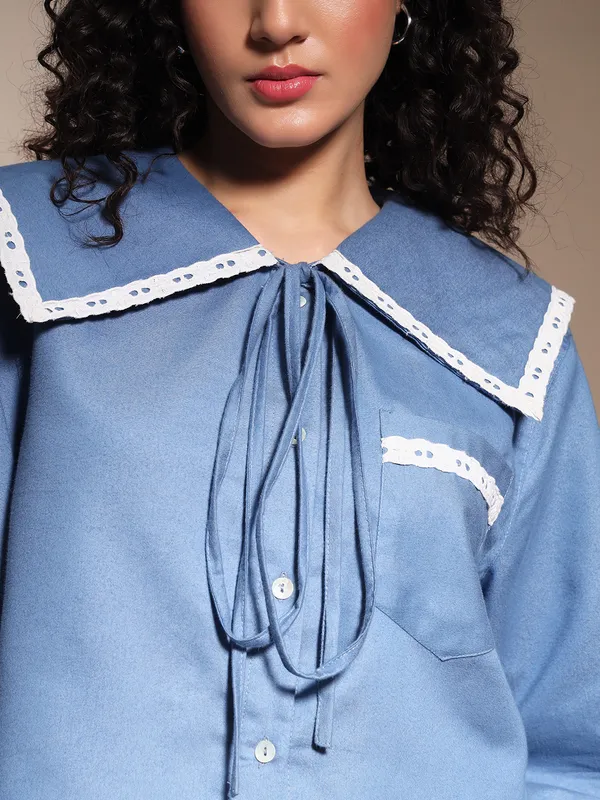 ZASTRAA_WOMEN_BLUE_CROP_PETER_PAN_COLLAR_SHIRT