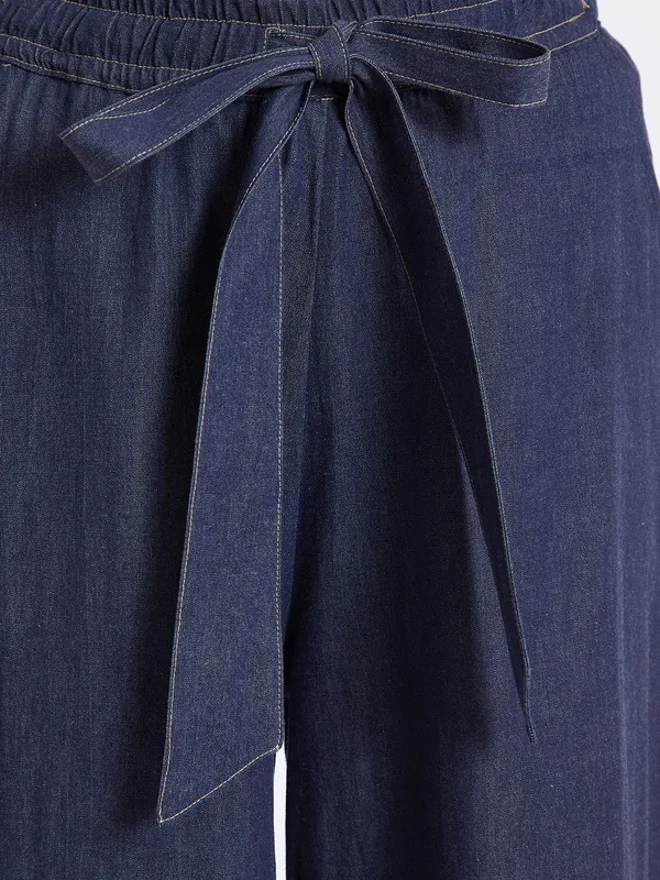 Zastraa_Women_Navy_Blue_Regular_Fit_Solid_Parallel_Trousers