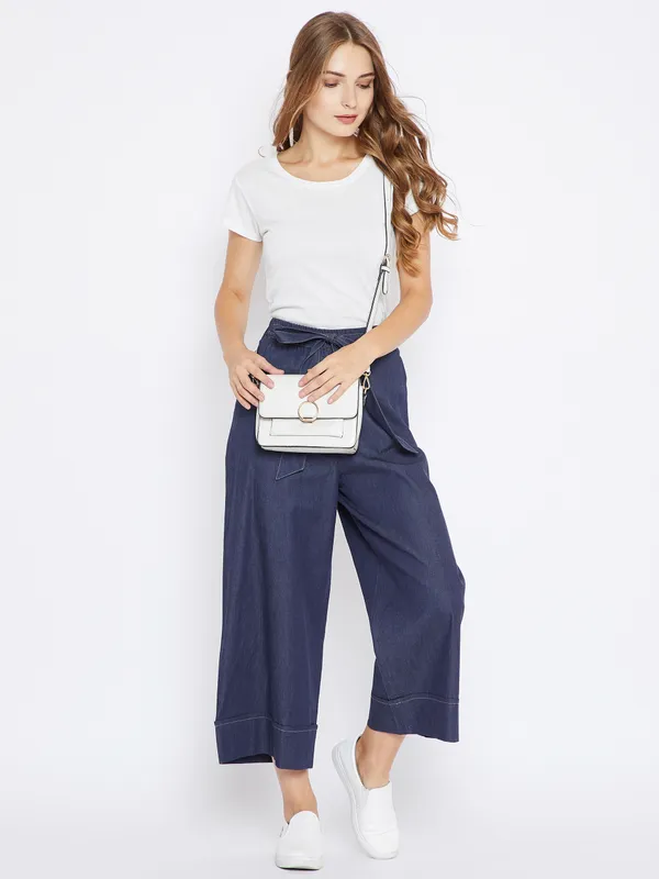 Zastraa_Women_Navy_Blue_Regular_Fit_Solid_Parallel_Trousers