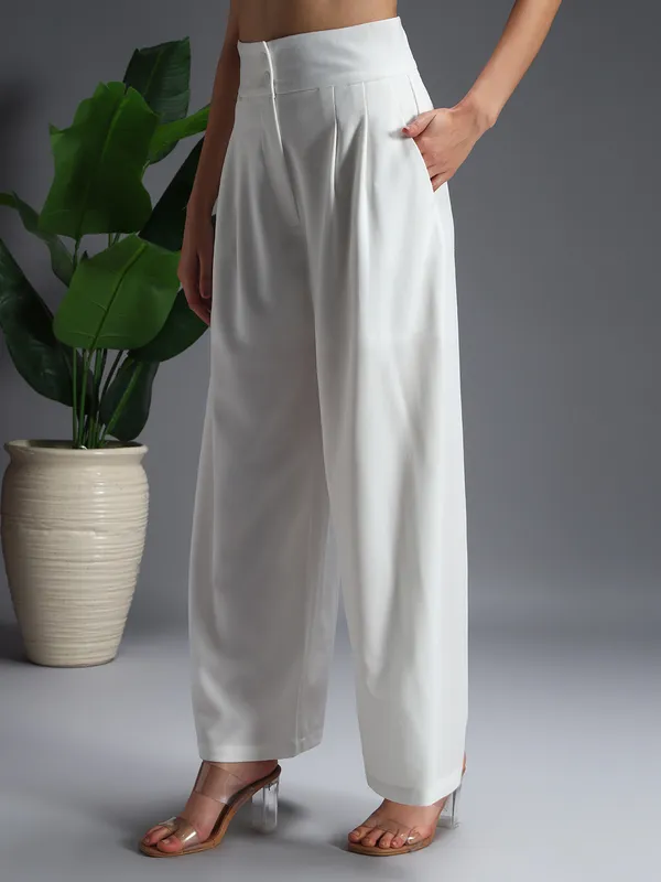 Zastraa_Off-White_High_Waist_Darted_Korean_Pants