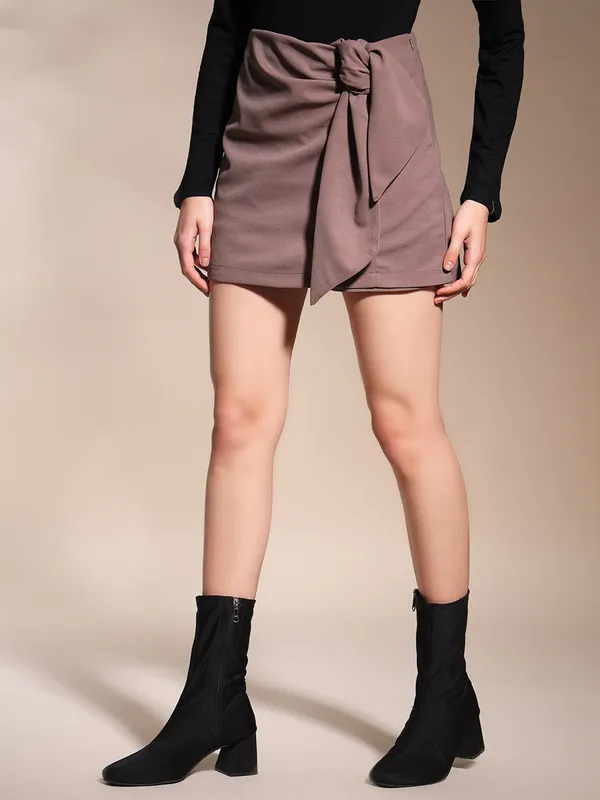 Zastraa_Brown_Mouse_Scuba_Skorts_with_Bow