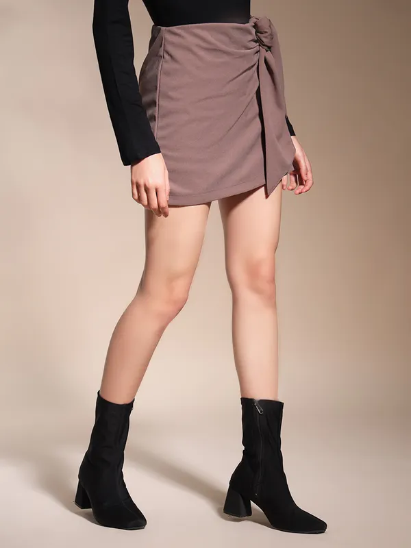 Zastraa_Brown_Mouse_Scuba_Skorts_with_Bow