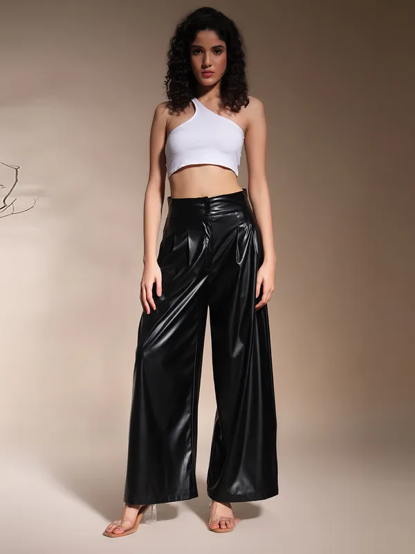 Zastraa_Black_PU_High_Waist_Darted_Korean_Pants