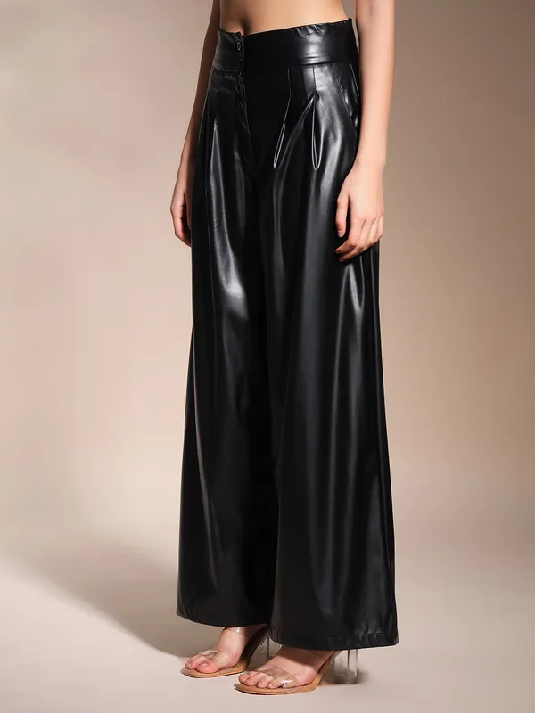 Zastraa_Black_PU_High_Waist_Darted_Korean_Pants