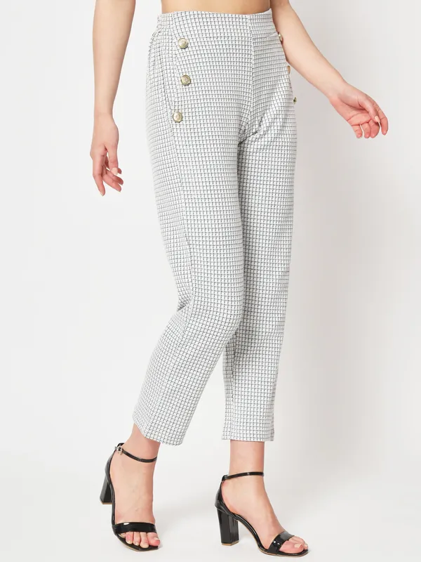 Zastraa_Women_White_Checked_Relaxed_Straight_Leg_Straight_Fit_Cigarette_Trousers