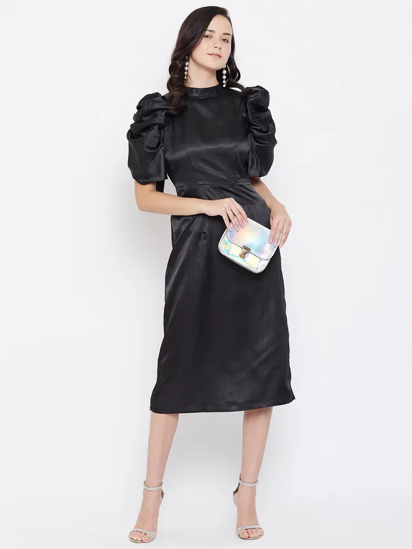 Puff_Sleeve_Crepe_Sheath_Midi_Dress
