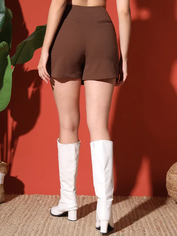 ZASTRAA_WOMEN_COFFEE_BROWN_SCUBA_MINI_ASSYMETRIC_SKORTS