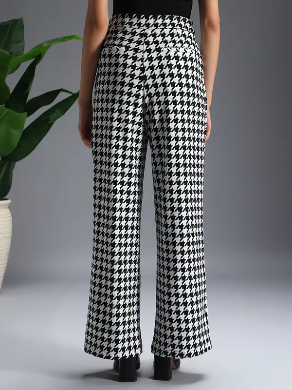 Zastraa_Wrap_Up_Houndstooth_Printed_Wide_Leg_Korean_Pants