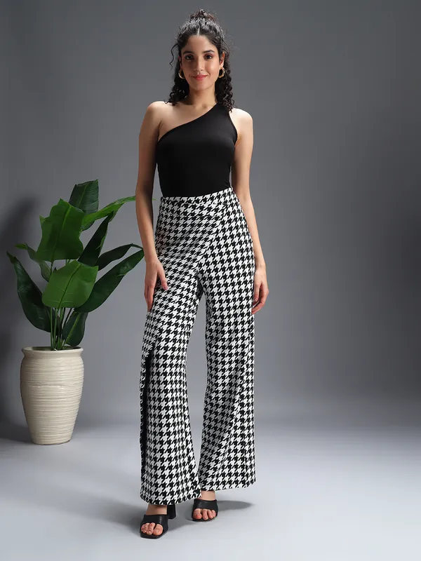 Zastraa_Wrap_Up_Houndstooth_Printed_Wide_Leg_Korean_Pants