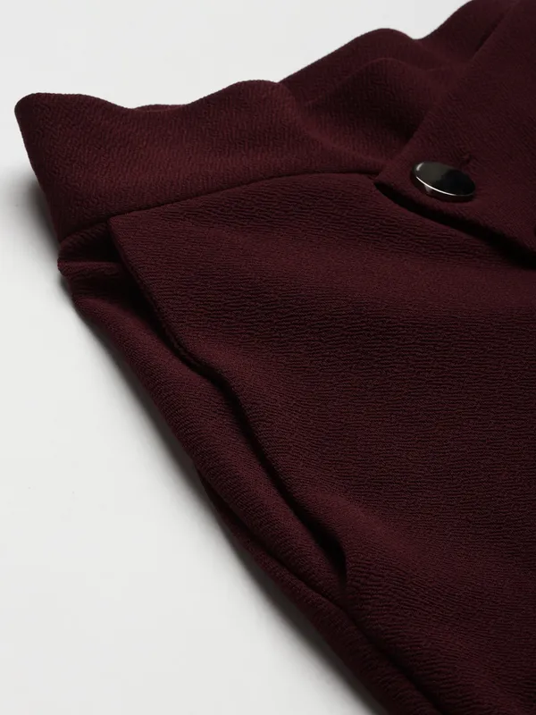 Zastraa_Women_Burgundy_Solid_High-Rise_Parallel_Trousers