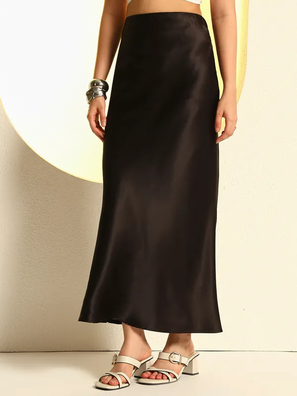 Satin_Midi_Skirt