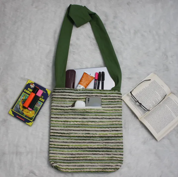 Pack_of_1_Piece_Premium_Cotton_Grey_Stripe_Villa_Collection_Crossbody_Messenger_Shoulder_Bag_for_Women,_Men,_Girl_&_Boy