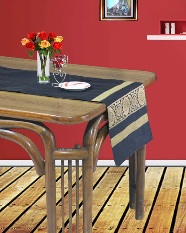 Pack_of_1_Piece_Polyester_Black_Floral_Brocekt_Table_Runner-_Dining_&_Center_Floral_Brocekt_Table