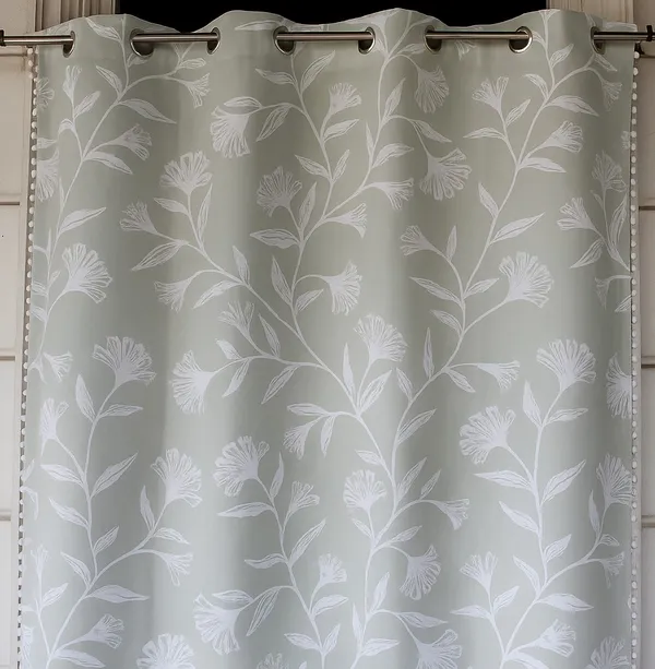 Pack_of_2_Pieces_Polyester_Silver_Tropical_Leaf_Printed_Eyelet_Curtain_Set_For_Bedroom_and_Living_Room