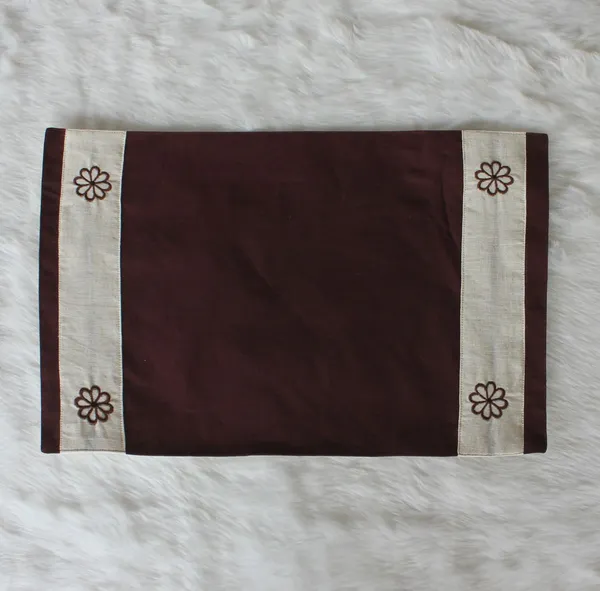 Pack_of_6_Piece_Cotton_Brown_Vally_of_flowers_Collection_Place_Mat-For_Dinning_Table,_Center_Room_and_Kitchen