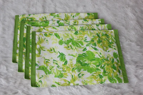 Pack_of_18_Pieces_Cotton_Green_Rosy_Reflections_Collection_Place_Mat_With_Napkin-For_Dinning_Table,_Center_Room_and_Kitchen