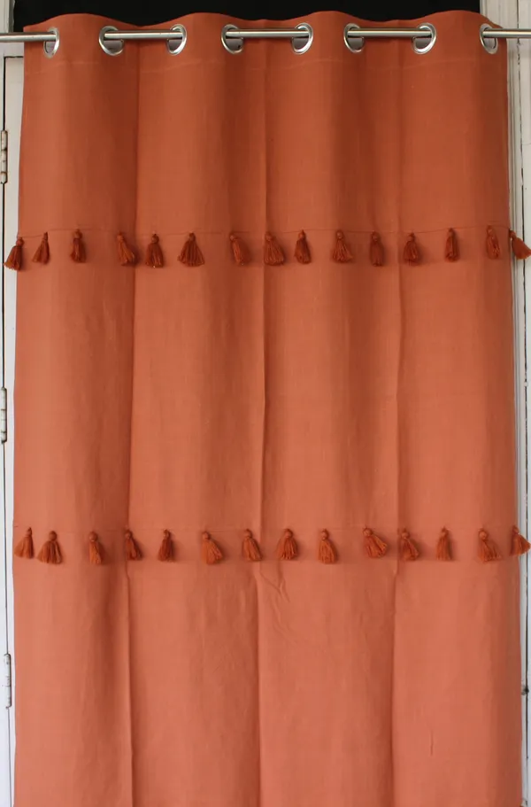 Pack_of_2_Pieces_Cotton_Rust_Merit_Tassel_Collection_Eyelet_Curtain_Set_For_Bedroom_and_Living_Room