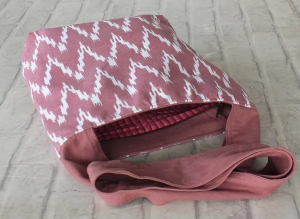 Pack_of_1_Piece_Cotton_Purple_Waggle_Printed_Collection_Crossbody_Shoulder_Bag_for_Women,_Men,_Girl_&_Boy