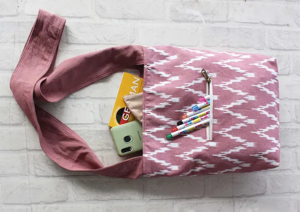 Pack_of_1_Piece_Cotton_Purple_Waggle_Printed_Collection_Crossbody_Shoulder_Bag_for_Women,_Men,_Girl_&_Boy