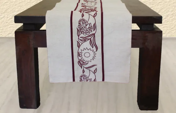 Pack_of_1_Piece_Cotton_Maroon_blossom_bale_Embroidery_Collection_Table_Runner-For_Dining_&_Center_Table