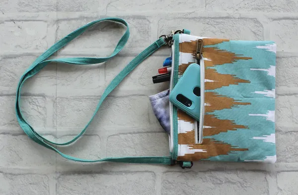 Pack_of_1_Piece_Cotton_Khakhi_Aqua_Ternion_Printed_Collection_Crossbody_Sling_for_Women_&_Girl