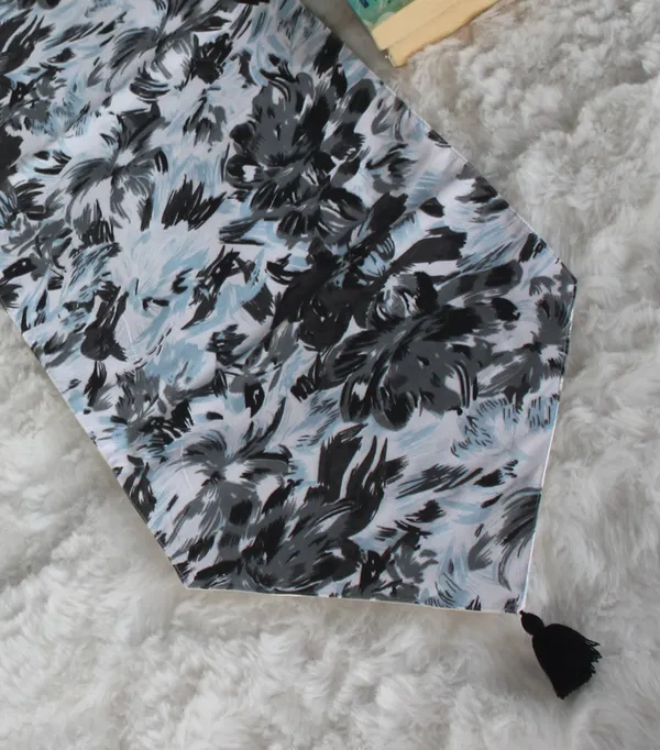 Pack_of_1_Piece_Cotton_Black_Rosy_Reflections_Collection_Table_Runner_For_Dining_&_Center_Table