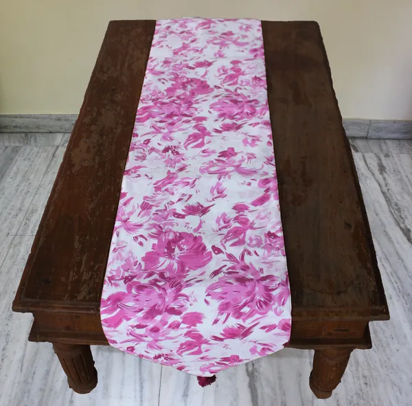 Pack_of_1_Piece_Cotton_Purple_Rosy_Reflections_Collection_Table_Runner_For_Dining_&_Center_Table