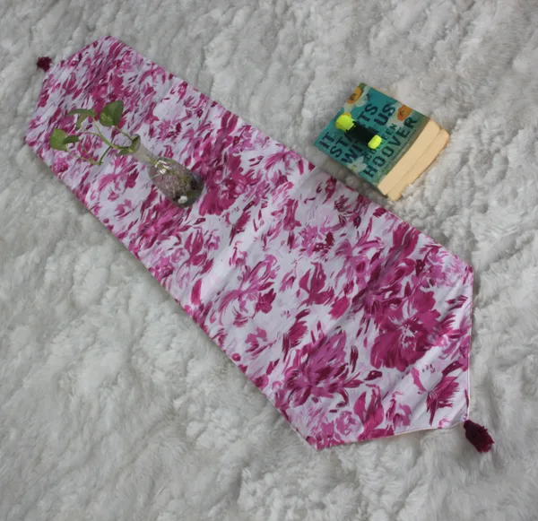 Pack_of_1_Piece_Cotton_Purple_Rosy_Reflections_Collection_Table_Runner_For_Dining_&_Center_Table