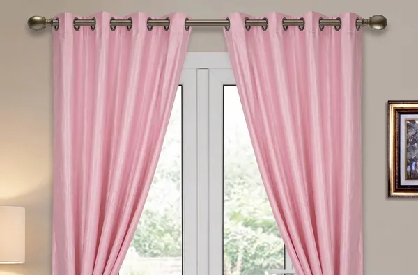 Pack_of_2_Pieces_Polyester_Pink_Crush_Gromment_Curtain