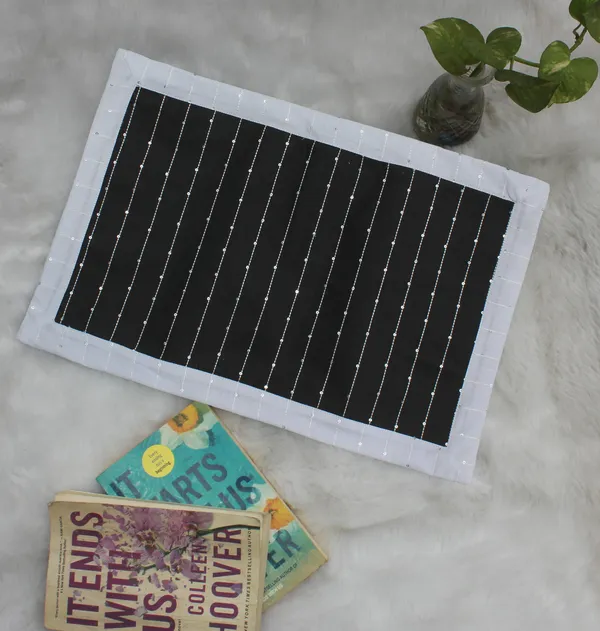 Pack_of_18_Pieces_Cotton_Black_Harmony_Sequence_Collection_Place_Mat_With_Napkin-For_Dinning_Table,_Center_Room_and_Kitchen