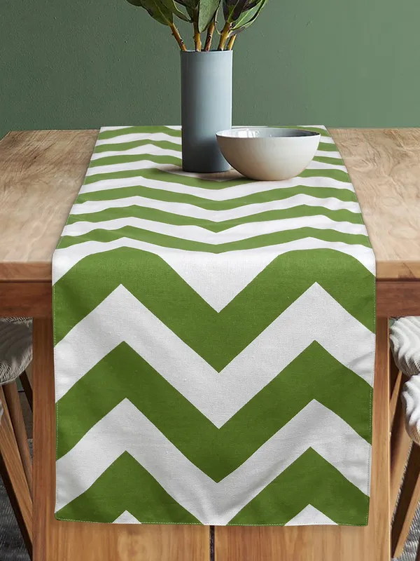 Cotton_Chevron_Printed_Green_Table_Runner_With_Place_Mat_and_Napkin-Dining_&_Center_Table_for_Decoration_and_Party