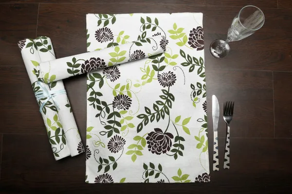 Cotton_Floral_Printed_Green_Table_Runner_With_Place_Mat_and_Napkin-Dining_&_Center_Table_for_Decoration_and_Party