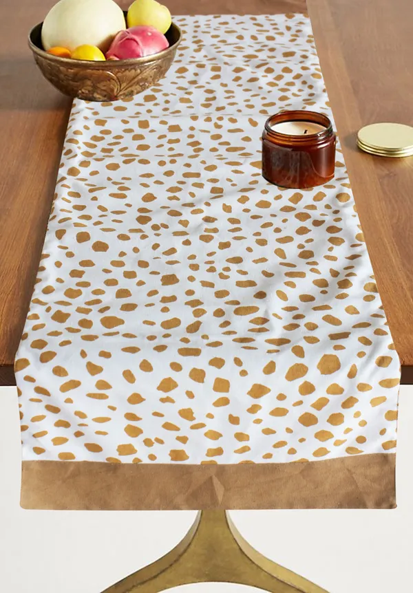 Pack_of_1_Piece_Cotton_Printed_Beige_Doffy_Dots_Collection_Table_Runner-for_Dining_&_Center_Table