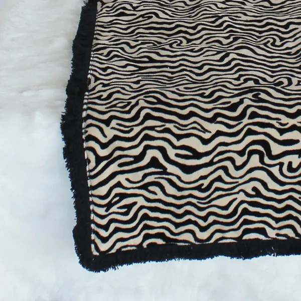Pack_of_1_Piece_Cotton_Velvet_Black_Zebra_Printed_Collection_Table_Runner-for_Dining_&_Center_Table