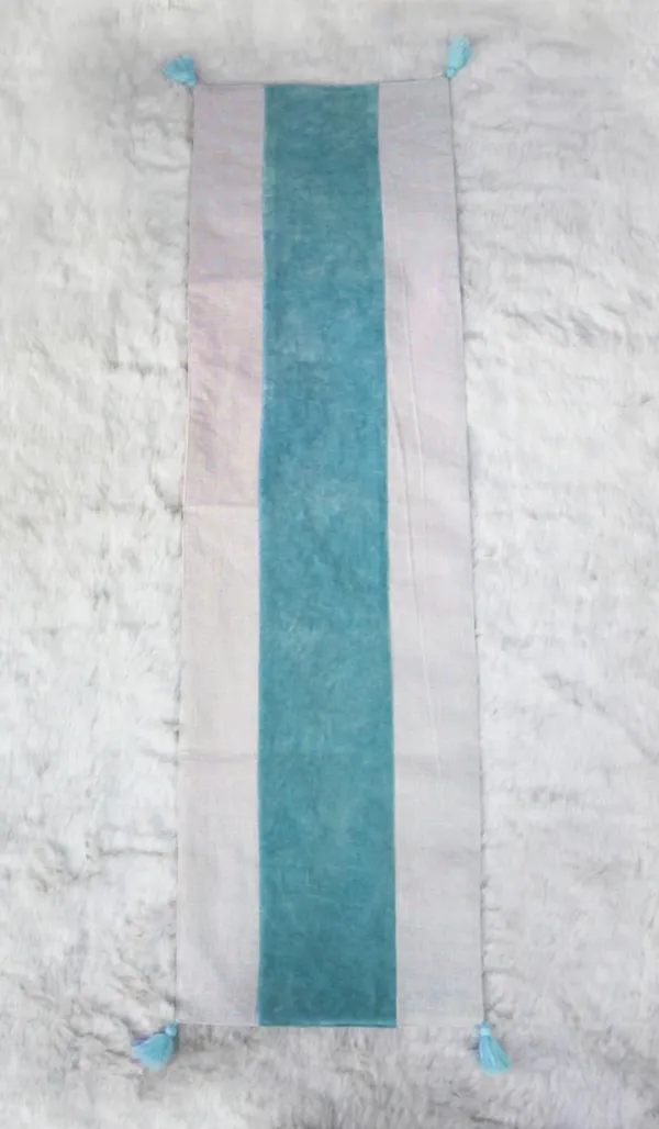 Pack_of_1_Piece_Cotton_Turquoise_Blue_Paradise_Velvet_Collection_Table_Runner-For_Dining_&_Center_Table