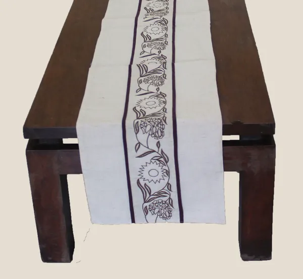 Pack_of_1_Piece_Cotton_Brown_blossom_bale_Embroidery_Collection_Table_Runner-For_Dining_&_Center_Table