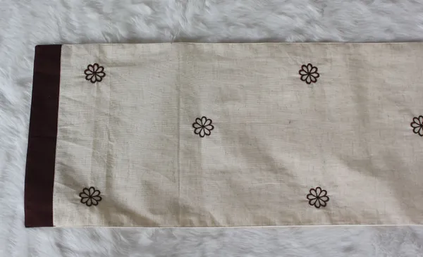 Pack_of_1_Piece_Cotton_Brown_Eric_Flora_Embroidery_Collection_Table_Runner_For_Dining_&_Center_Table