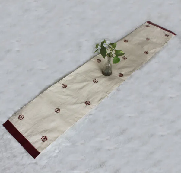Pack_of_1_Piece_Cotton_Maroon_Eric_Flora_Embroidery_Collection_Table_Runner_For_Dining_&_Center_Table