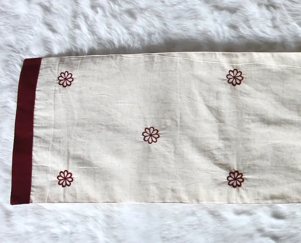 Pack_of_1_Piece_Cotton_Maroon_Eric_Flora_Embroidery_Collection_Table_Runner_For_Dining_&_Center_Table