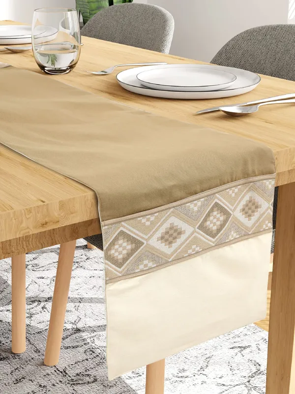 Pack_of_1_Piece_Cotton_Cream-Beige_Mesh_Jacquard_Collection_Table_Runner-For_Dining_&_Center_Table