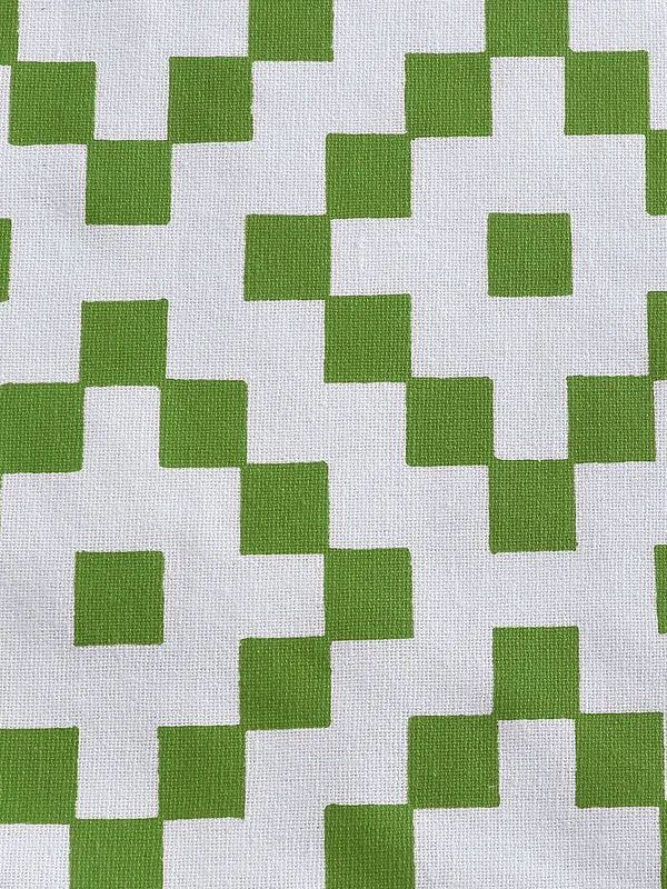 Pack_of_1_Piece_Cotton_Green_Fun_With_Checks_Printed_Table_Runner_for_Dining_&_Center_Table