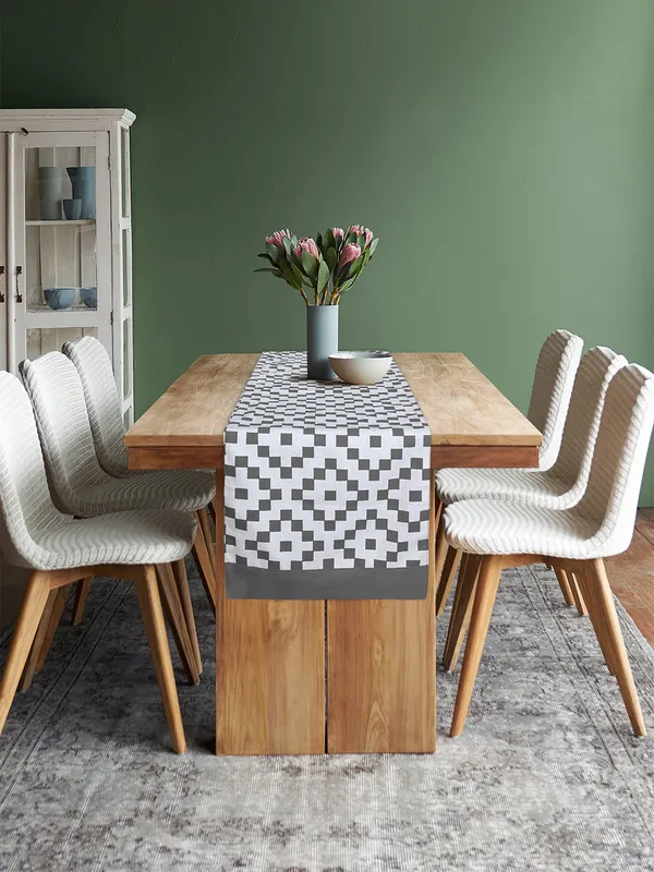 Pack_of_1_Piece_Cotton_Grey_Fun_With_Checks_Printed_Table_Runner-for_Dining_&_Center_Table