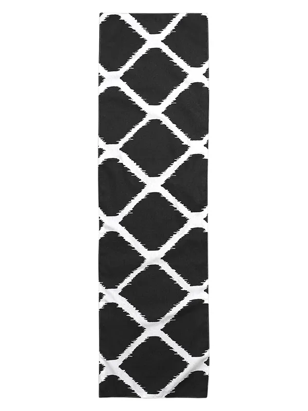 Pack_of_1_Piece_Cotton_Black_Ekat_Printed_Collection_of_Table_Runner-_for_Dining_&_Center_Table