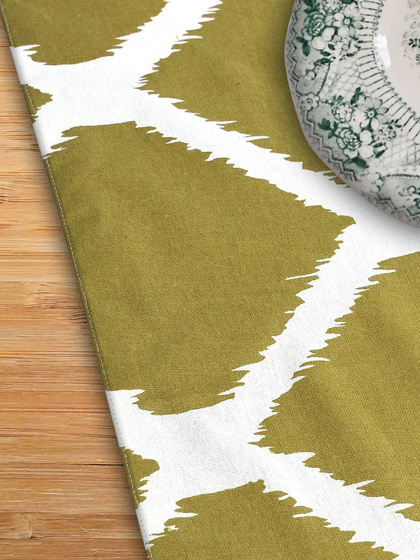 Pack_of_1_Piece_Cotton_Green_Ekat_Printed_Collection_of_Table_Runner-_for_Dining_&_Center_Table