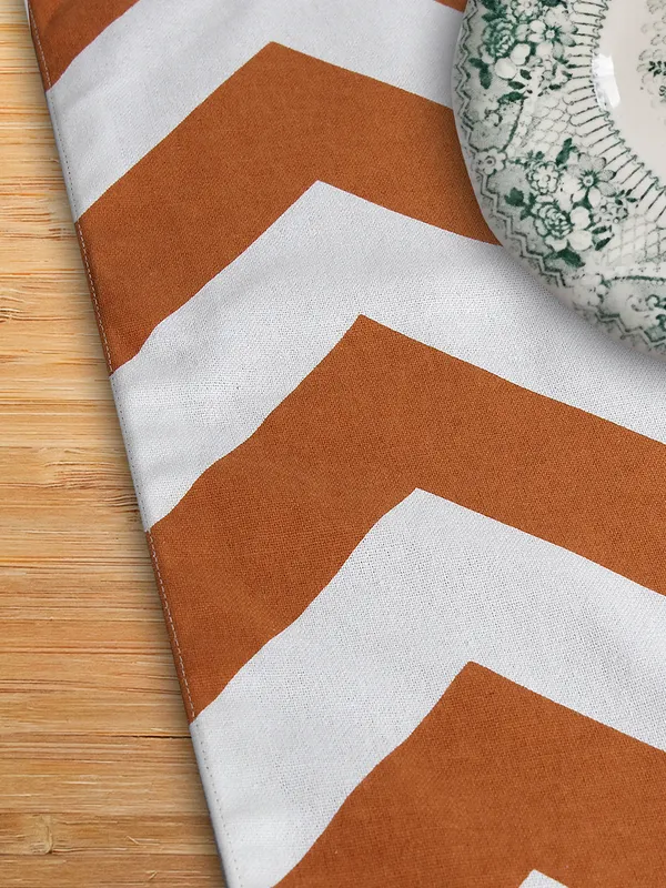 Pack_of_1_Piece_Cotton_Orange_Chevron_Printed_Collection_of_Table_Runner-_for_Dining_&_Center_Table
