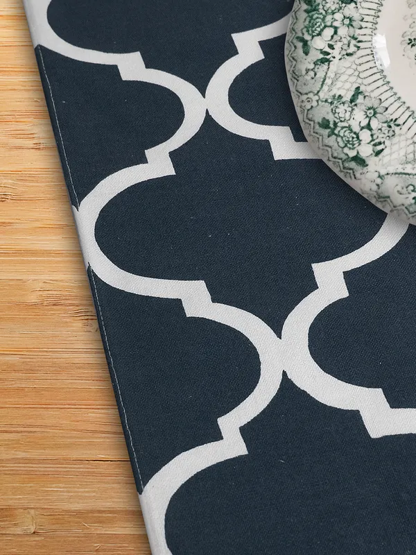 Pack_of_1_Piece_Cotton_Navy_Blue_Ogee_Printed_Collection_of_Table_Runner-_for_Dining_&_Center_Table