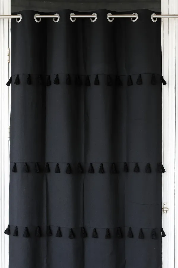 Pack_of_2_Pieces_Cotton_Black_Merit_Tassel_Collection_Eyelet_Curtain_Set_For_Bedroom_and_Living_Room